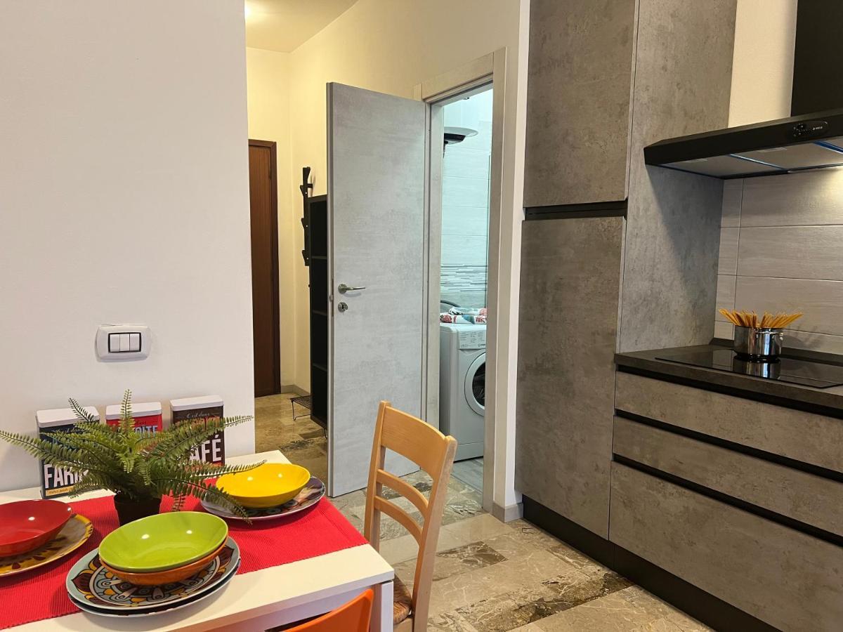 Bnbook Monolocale Beatrice Rho Fiera Ngoại thất bức ảnh